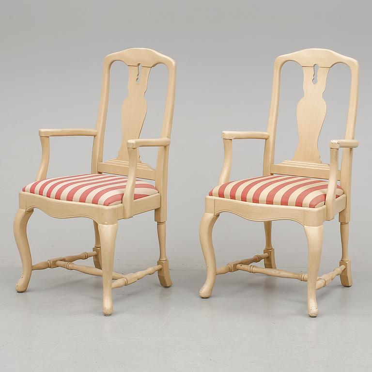 KARMSTOLAR. ett par, rokoko-stil, 1900-tal.