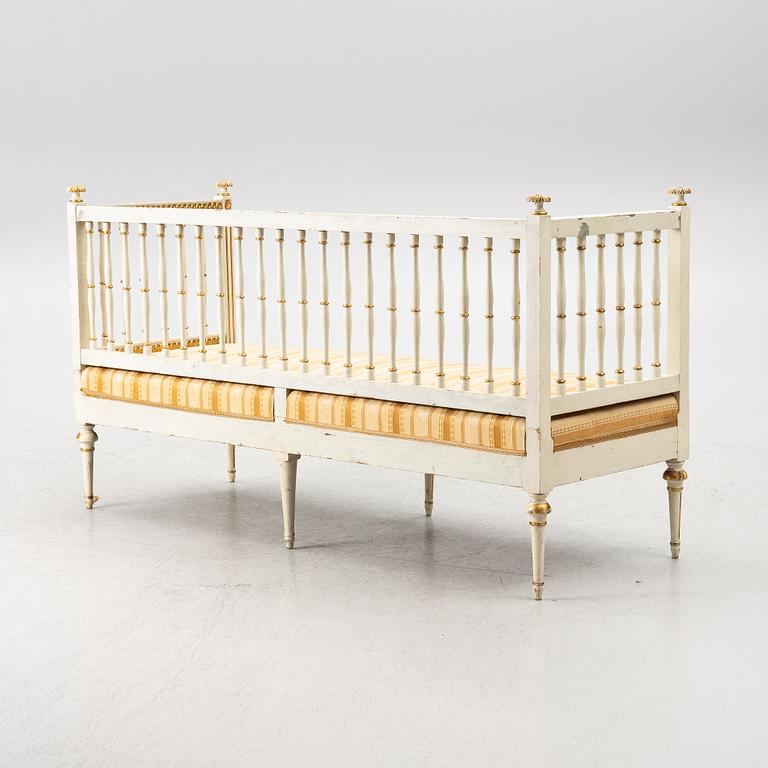Soffa, sengustaviansk, omkring år 1800.