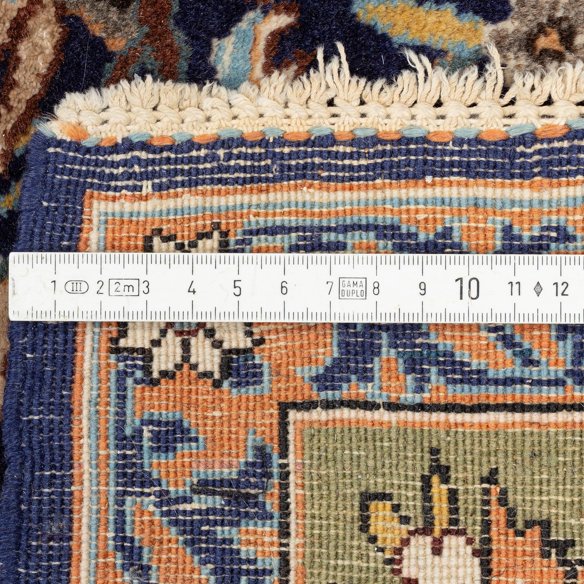 Matta, Ghom, ca 213 x 140 cm.