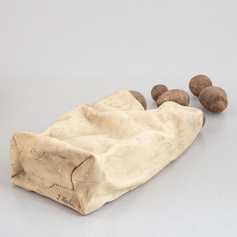 Ingrid Herrlin, a stoneware sculpture.