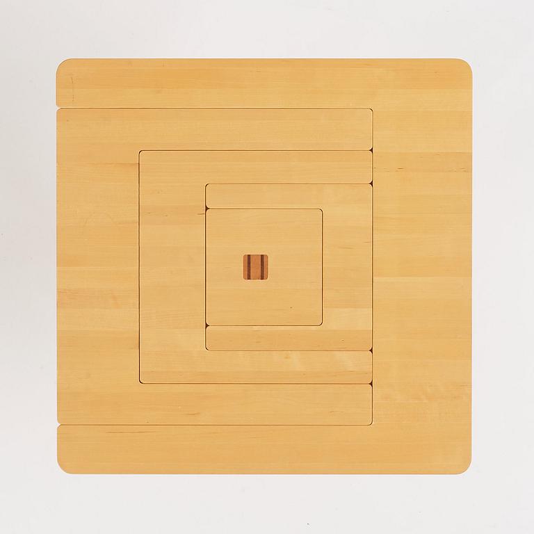 Jun Furukawa, bord, unik prototyp, Atelier Yocto, Sverige/Japan, utfört ca 2014-15.