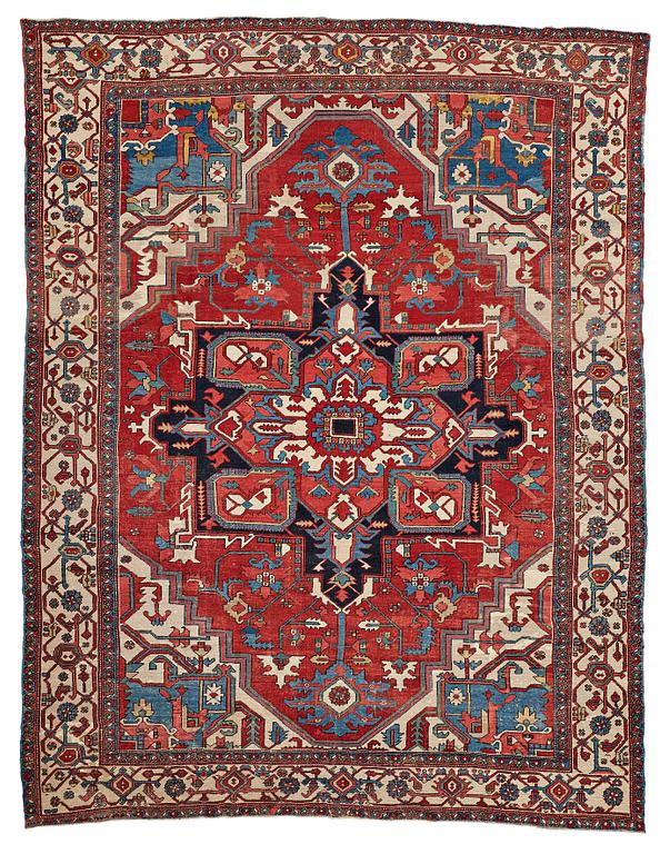 A CARPET, an antique Heriz, ca 360,5 x 282,5 cm.