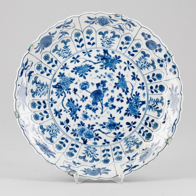 FAT, porslin, Kangxistil, troligen 1800-tal.