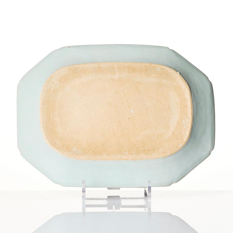 Two blue and white serving dishes, Qing dynasty, Qianlong (1736-95).