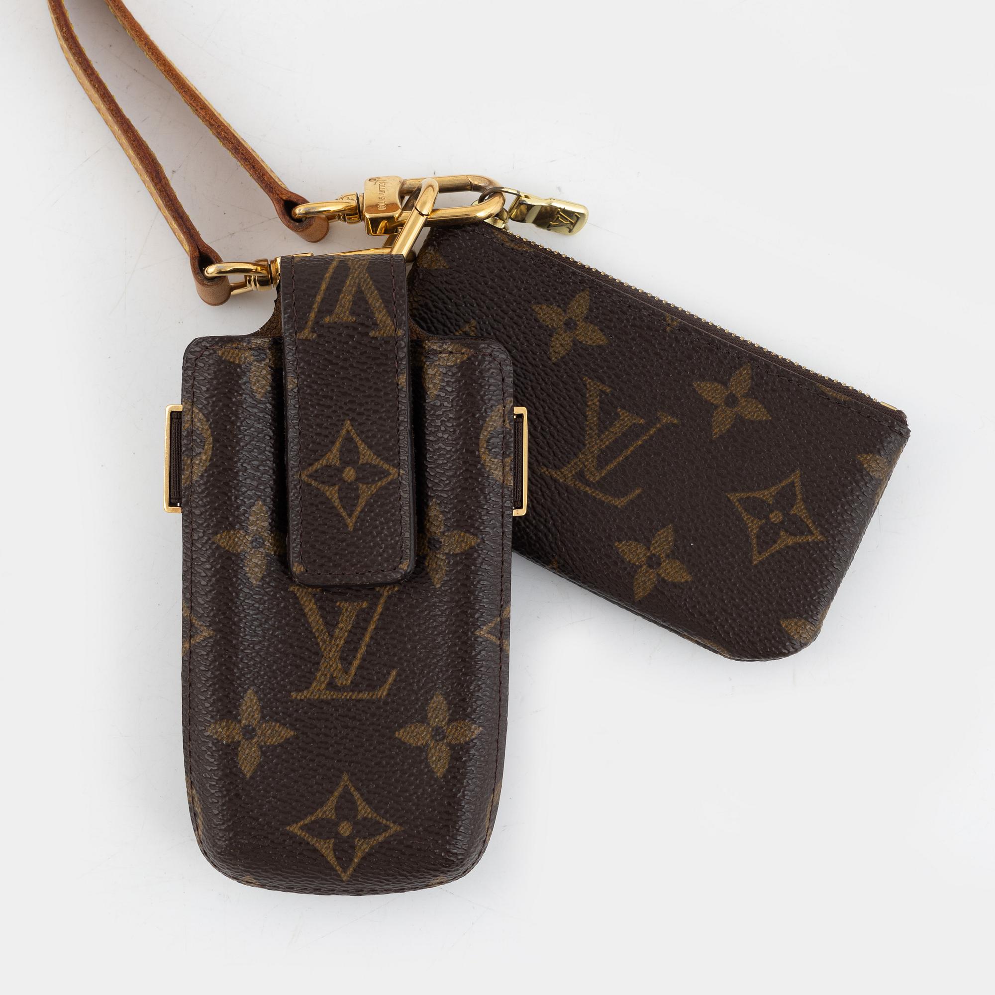 Louis Vuitton, fodral/pochette, 3 delar, bl a 2010.