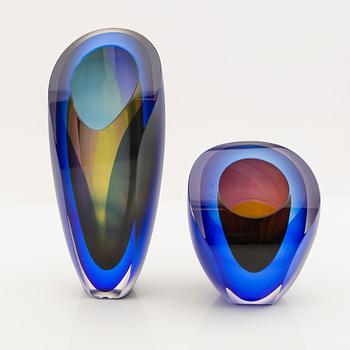 Göran Wärff, a pair of glass vases.