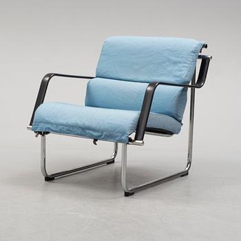 YRJÖ KUKKAPURO, "Remmi" easy chair.