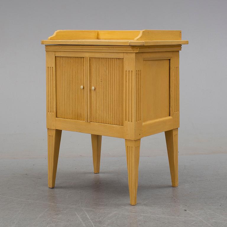 A BEDSIDE TABLE, gustavian style. 20th century.