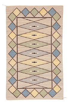 302. A carpet, flat weave, ca 237 x 145 cm, signed VJ, Sweden.