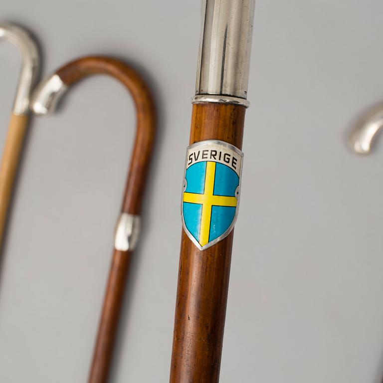 KÄPPAR, 5 st, trä med silverdetaljer, 1900-tal, bl a 1908.