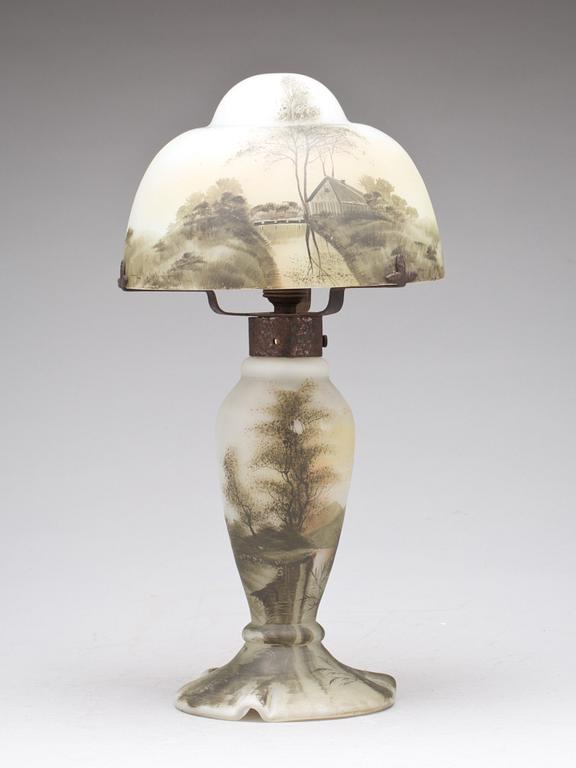 BORDSLAMPA, glas. Jugend, 1910-20-tal.