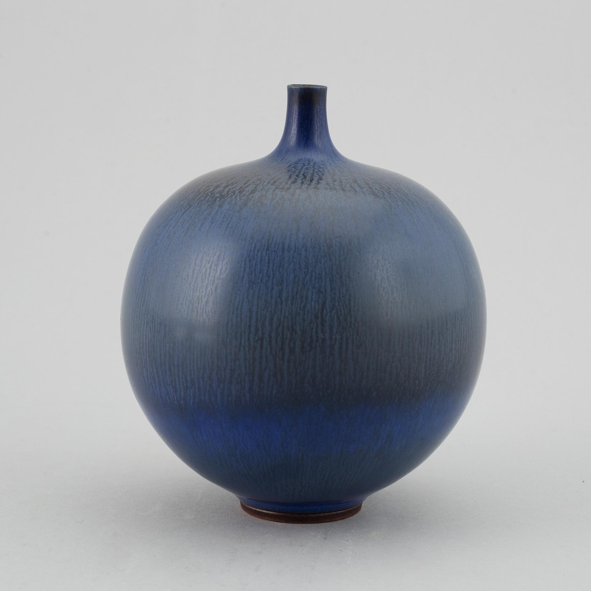 BERNDT FRIBERG, vas, stengods. Gustavsberg studio, 1961.