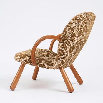 Swedish Modern, a 'Clam Chair', possibly by Erik Eks Snickerifabrik, probably 1950s.