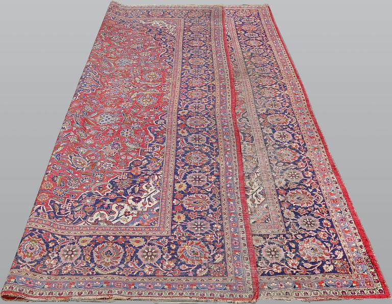 A carpet, Semi-antique Silke Keshan, ca 300 x 210 cm.