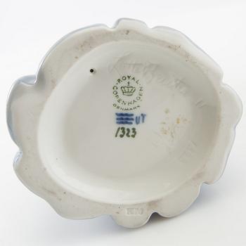 Figurines 4 pcs Bing & Grøndahl and Royal Copenhagen porcelain from the second half of the 20th century.