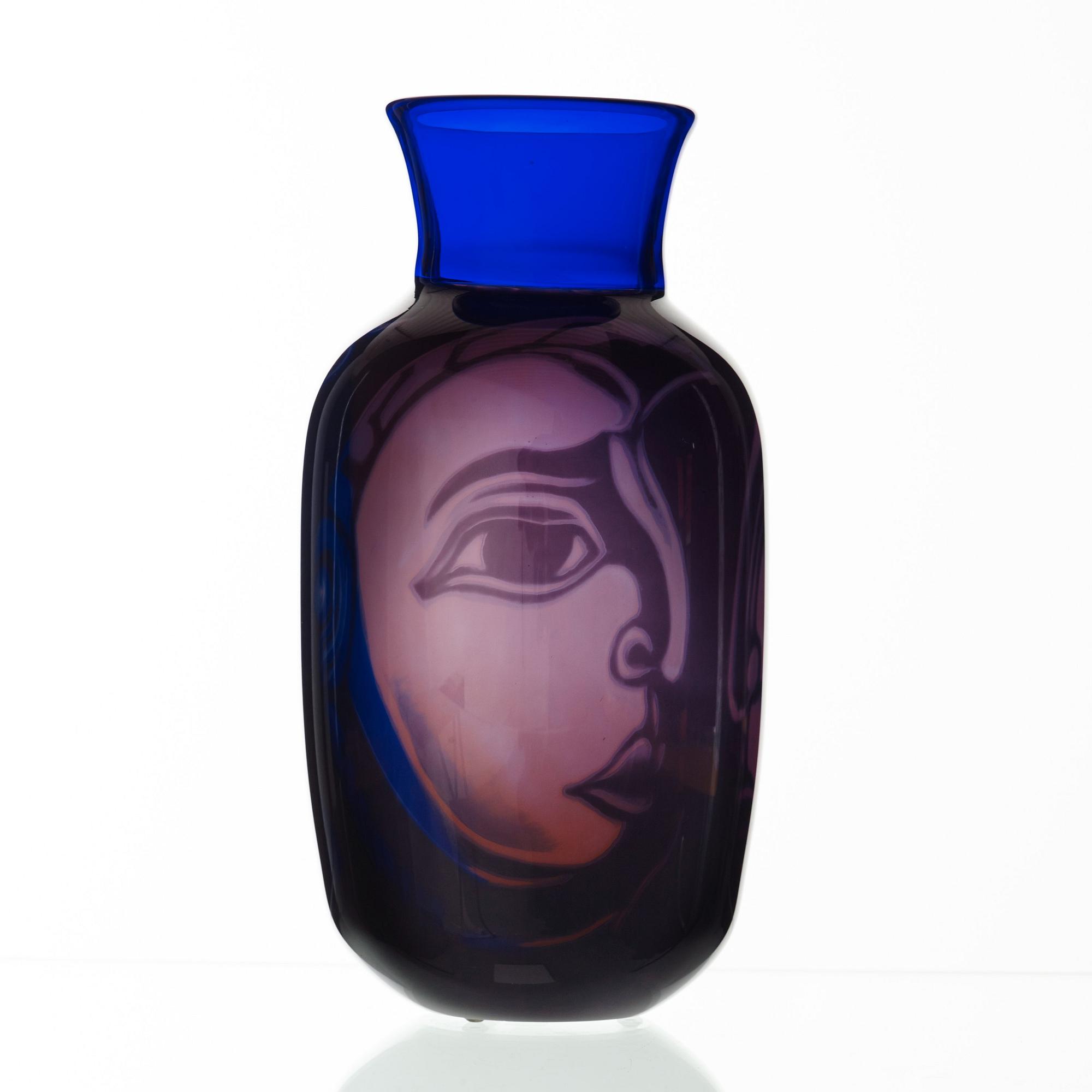 Eva Englund, a 'Graal' glass vase, Orrefors 1990.