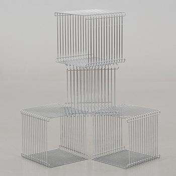 A SET OF 4 VERNER PANTON "WIRE CUBES".
