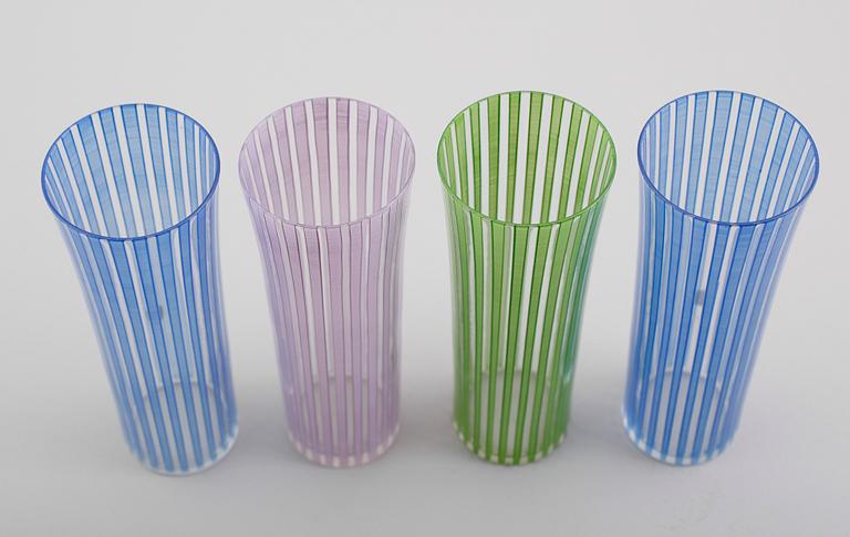GLAS, 4 st, "Strikt", Bengt Orup, Johansfors.