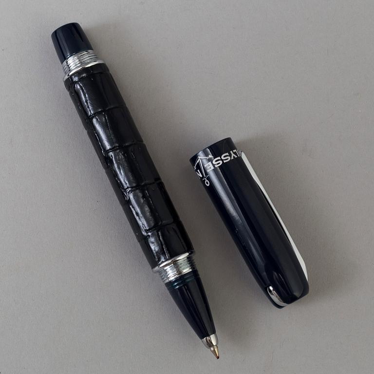 ULYSSE NARDIN, Pen / Blankets.