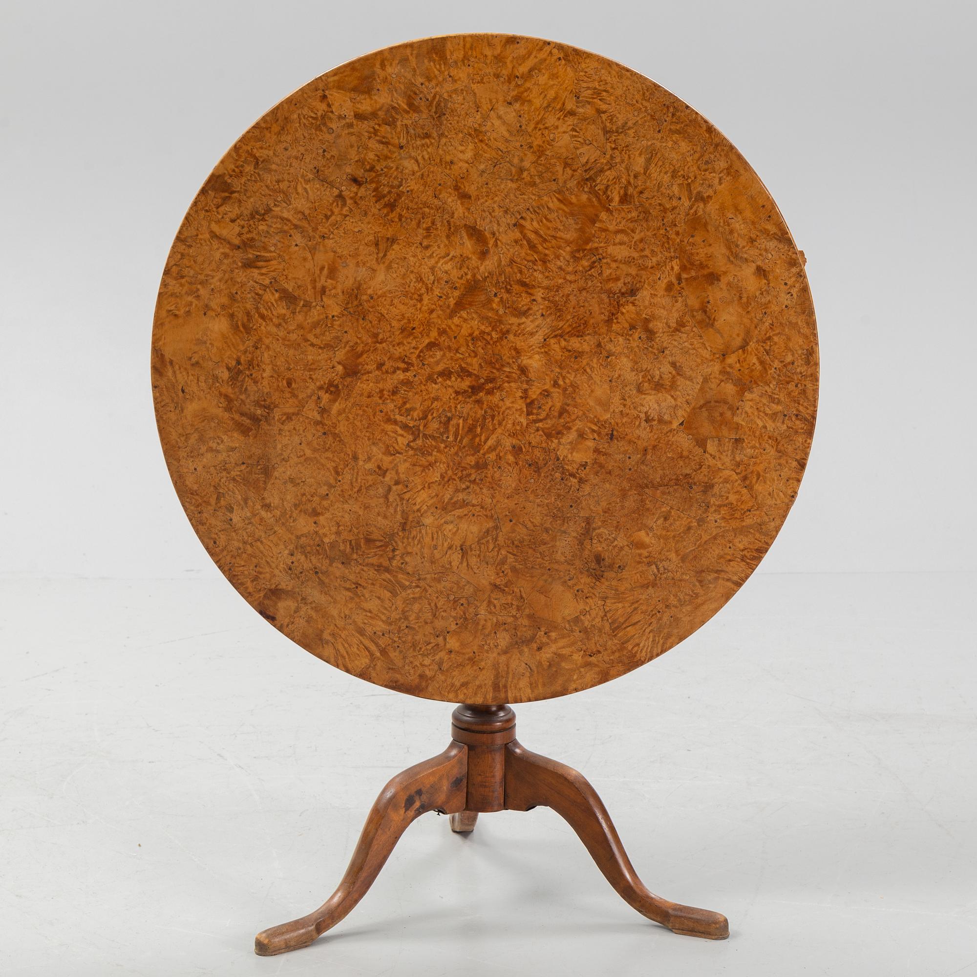 Bord, av Jacob Sjölin (mästare i Köping och Kungsör 1767-1785).