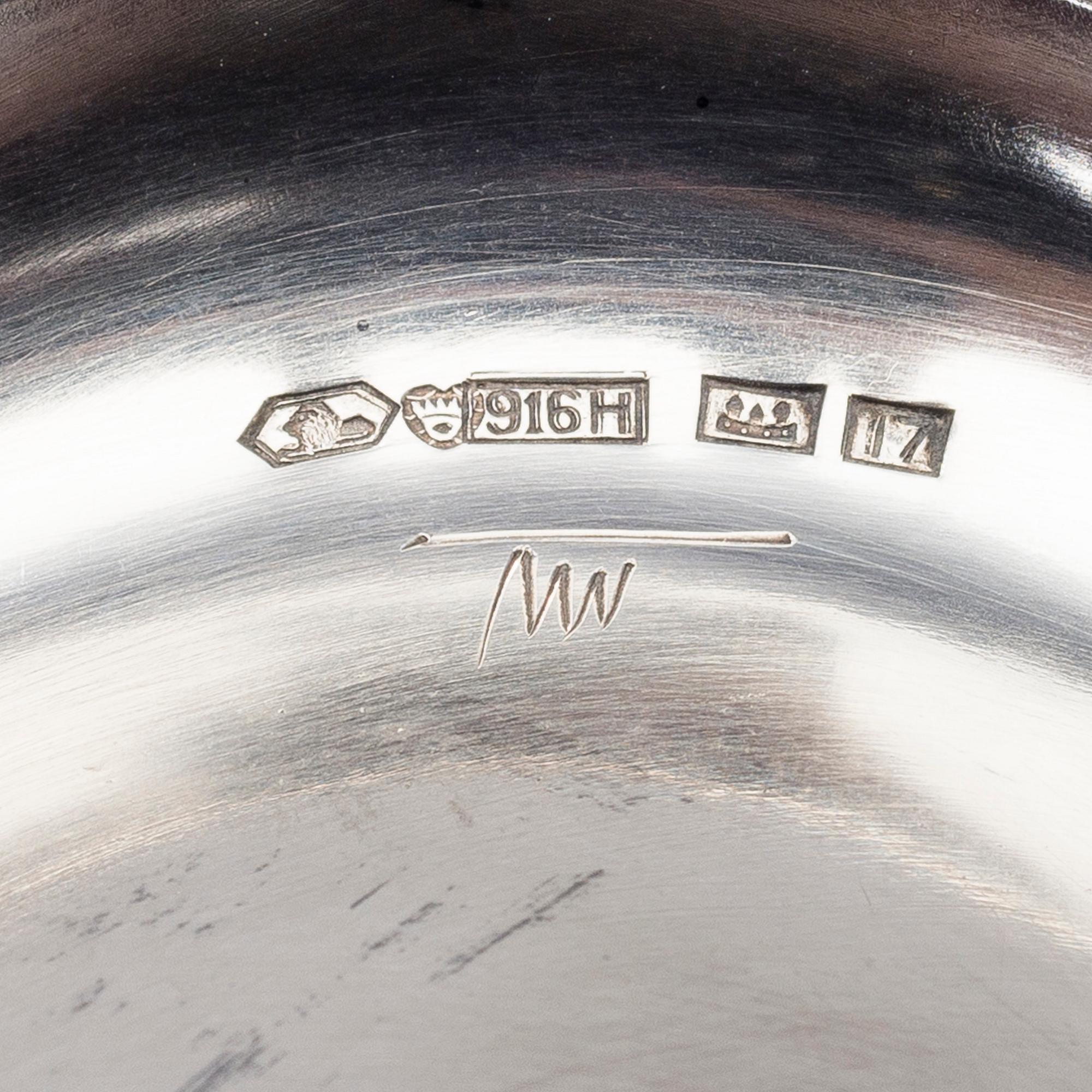 TAPIO WIRKKALA, SKÅL TW 11, silver, Hopeakeskus, Hämeenlinna 1962. Vikt 161 g.