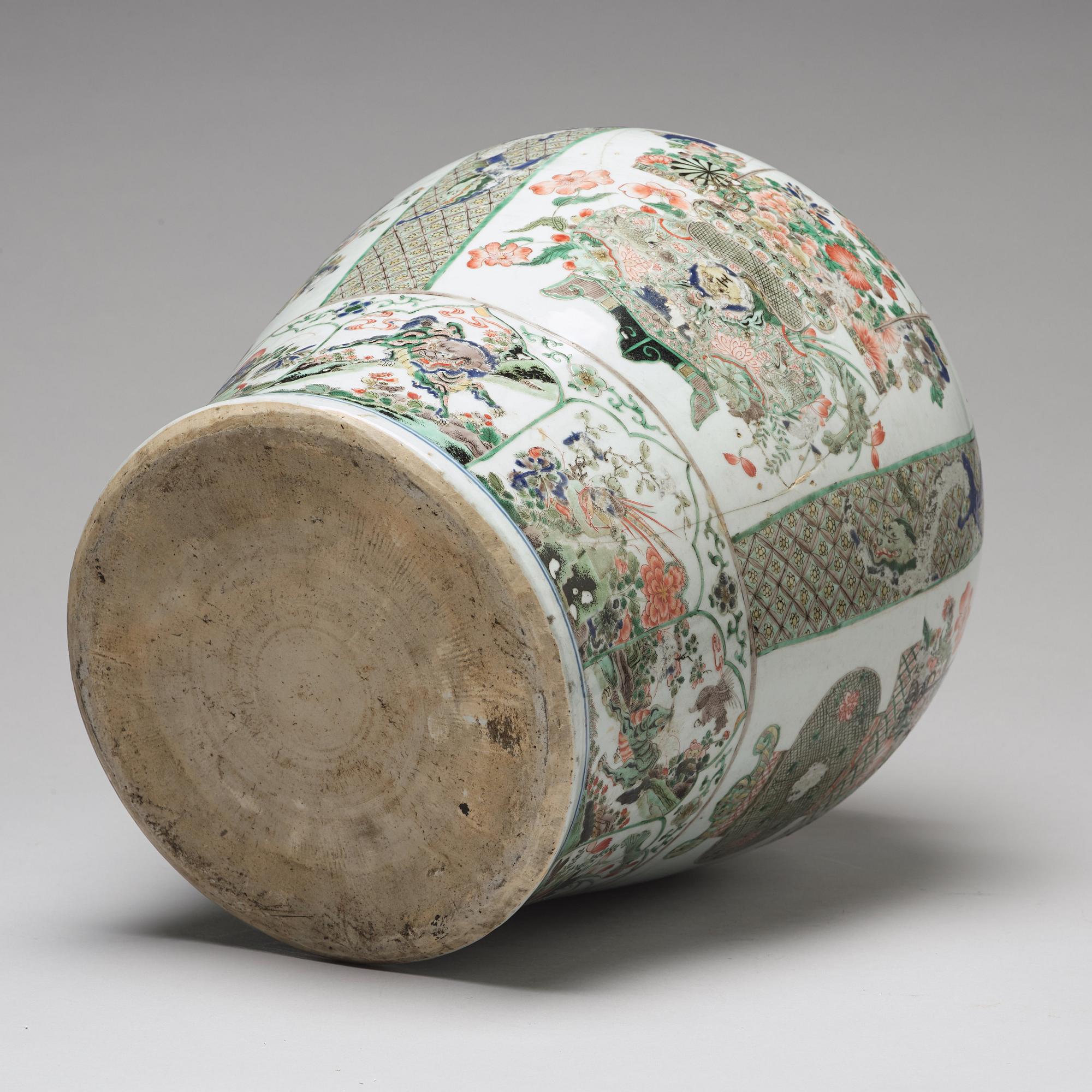 Prakturna, porslin. Qingdynastin, Kangxi (1662-1722).