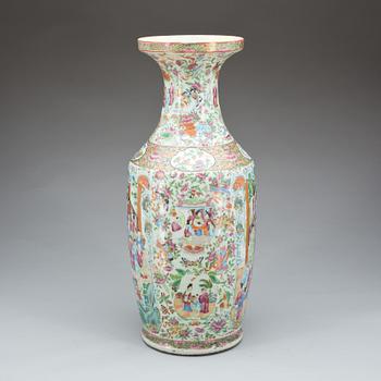 GOLVVAS, porslin, Kina,  Kanton 1800-tal.