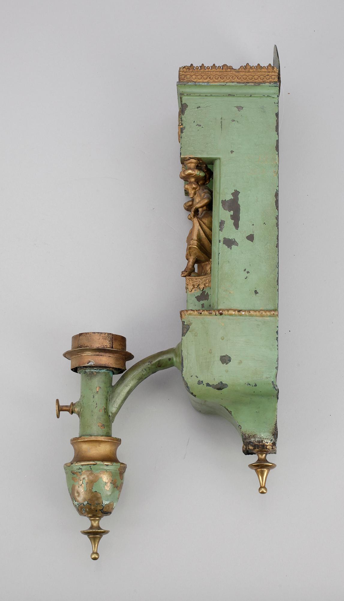 ROVOLJELAMPA, plåt. Kunglig ägarmärkning, 1800-talets slut.