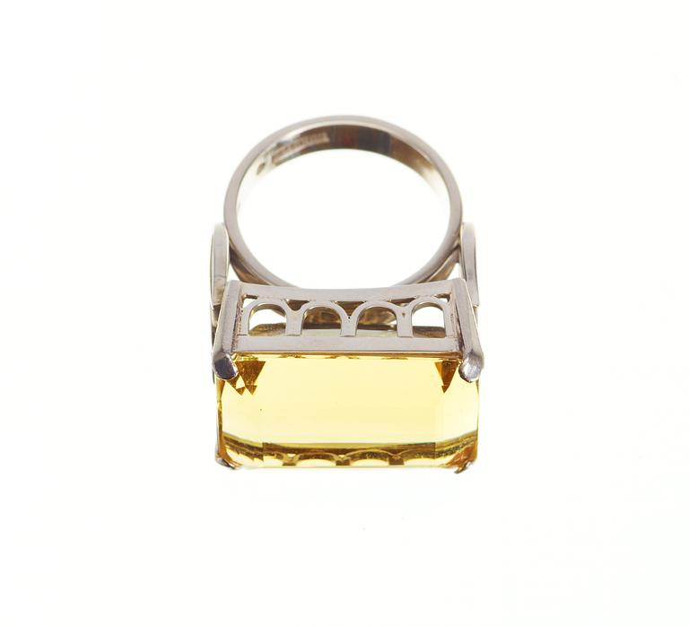 An Atelier Borgila 18k white gold ring, Stockholm 1969.