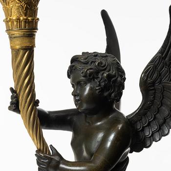 Kandelabrar, ett par, för fyra ljus, Frankrike, 1800-talets början, Empire.