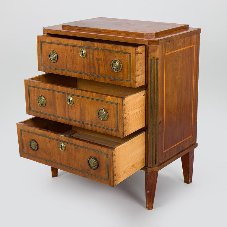 Chest of drawers, late Gustavian, early 19th century, with parts from the early 20th century.