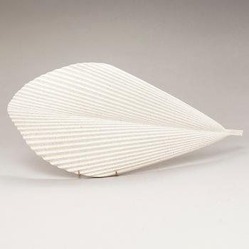 INKERI LEIVO, A ceramic "Gardena" leaf platter, Pro Arabia Art, Finland. Design 2002.
