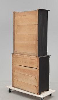 BOKSKÅP, nyrenässans, 1800-talets senare del.