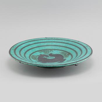 Wilhelm Kåge, an "Argenta" stoneware dish, Gustavsberg 1939.