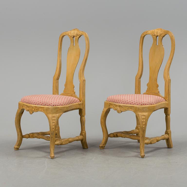 6 rococo chairs from the 18th century.