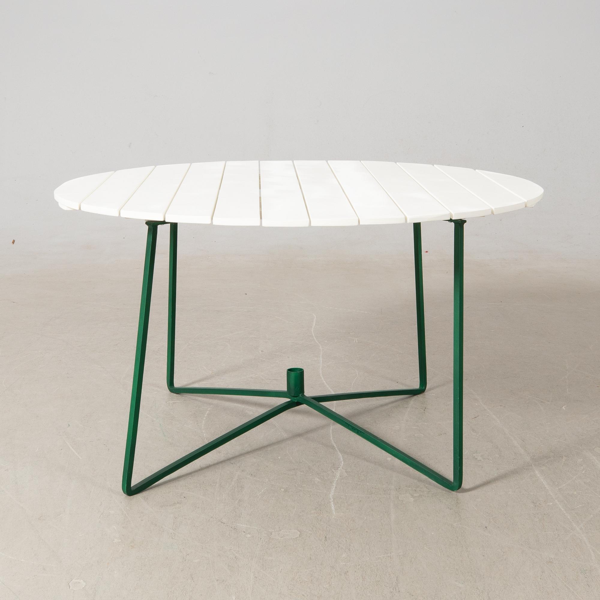 Arthur Lindqvist, garden group 6 parts, model 9A and model 2A, Grythyttan 20th century.