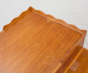 A dressing table with stool and mirror, Stil & Form Arkitektkontor för Möbler o. Inredningar, Stockholm, 1944.