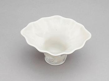 VINOFFERBÄGARE, blanc de chine, Kina, 1700-tal.
