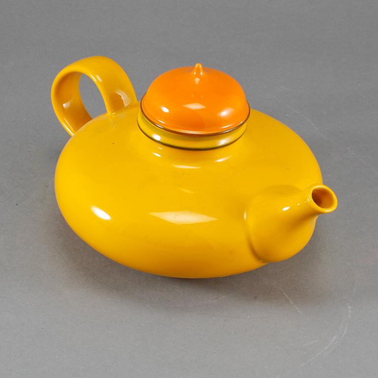 TEKANNA, porslin, "Pop", Inger Persson, Rörstrand, 1900-talets andra hälft.
