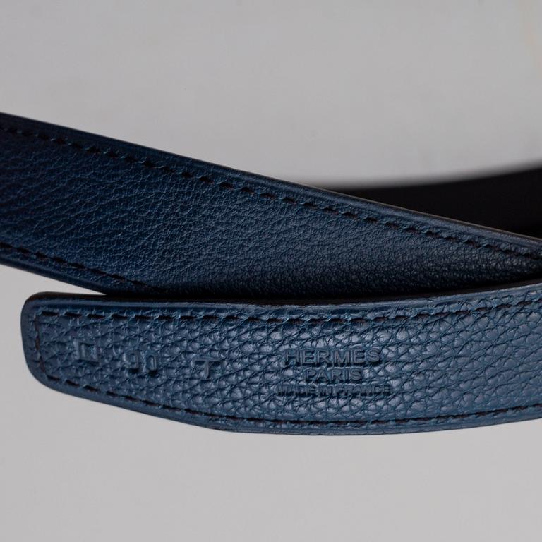 HERMÈS, a 'Collier de Chien' reversible leather belt, 2008. Size 90.