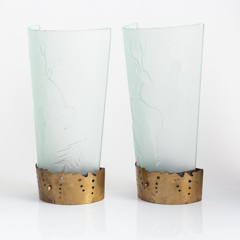 A Swedish Modern glass wall lamp, first half of the 20th Century.