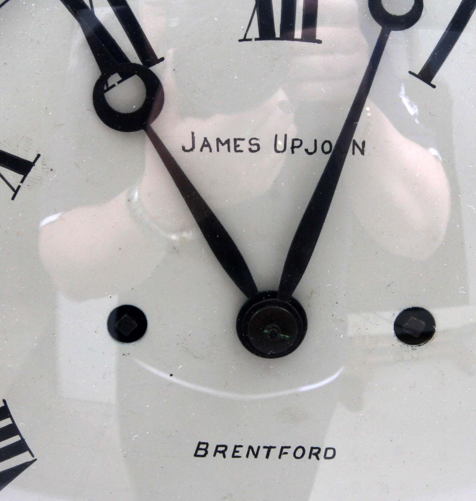 BORDSPENDYL, märkt James Upjohn, Brentford, 1800-talets mitt.