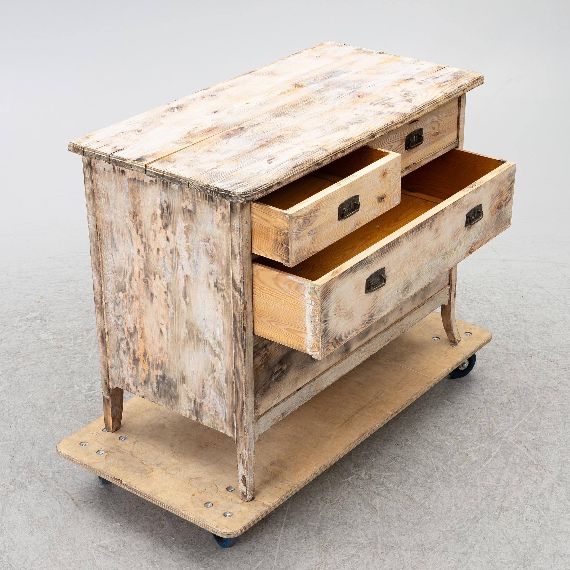 Bureau, first half of the 20th century.