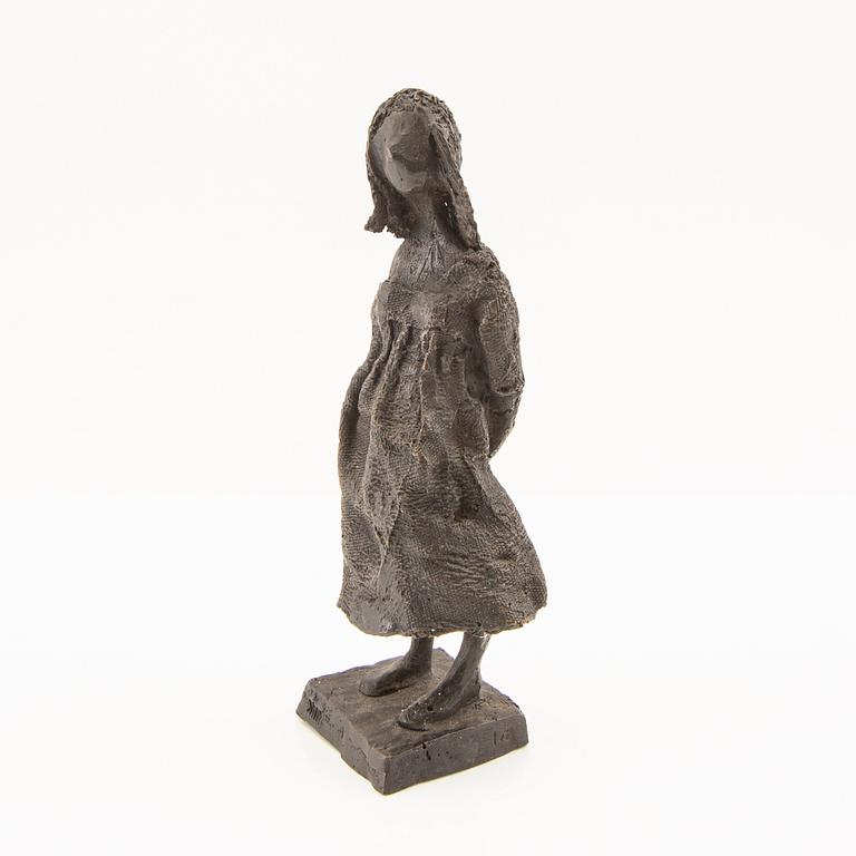 Monika Meschke, sculptures 2 pcs, one signed and numbered 1/8 in bronze.