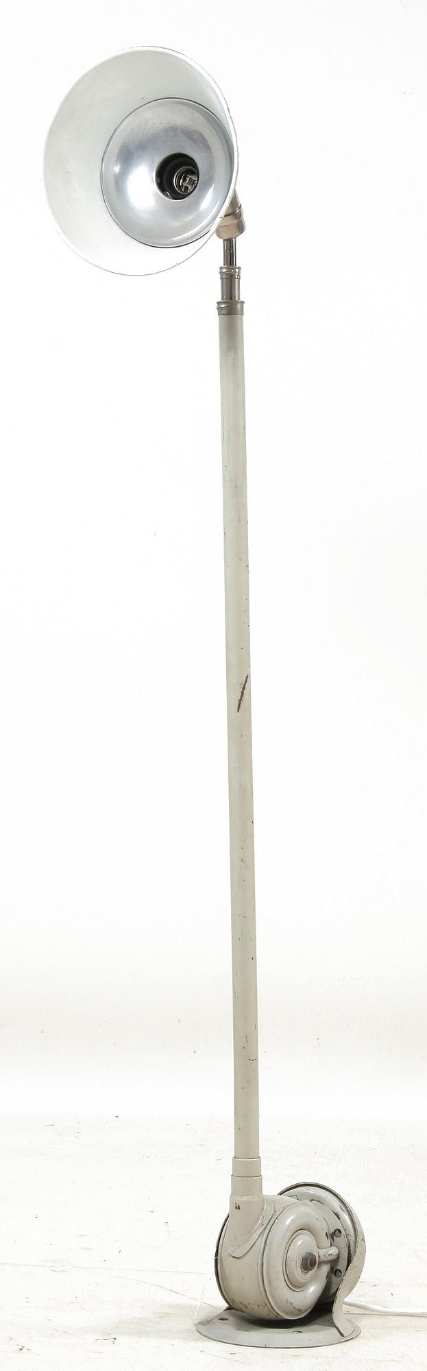 INDUSTRILAMPA, "Triplex-pendeln", design Johan Petter Johansson. 1900-talets första hälft.