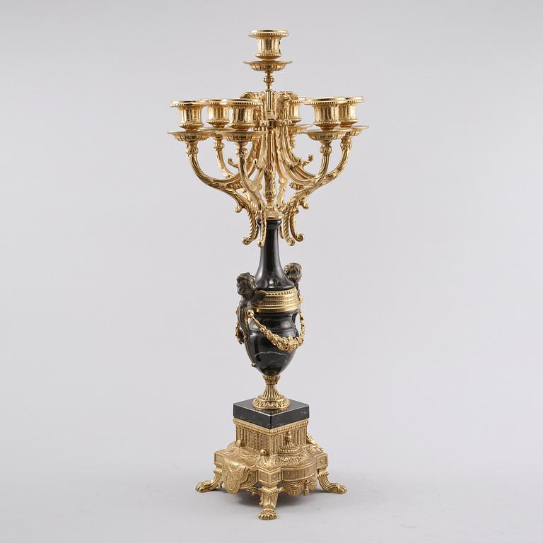 KANDELABER, Louis XVI-stil, 1900-talets slut.