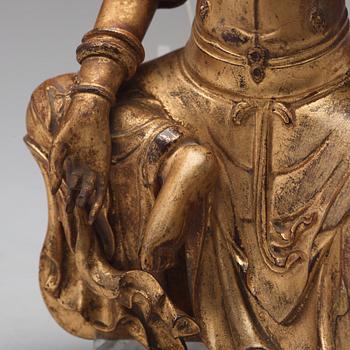 A lacquered wooden figure of Guanyin, 17th/18th Century.