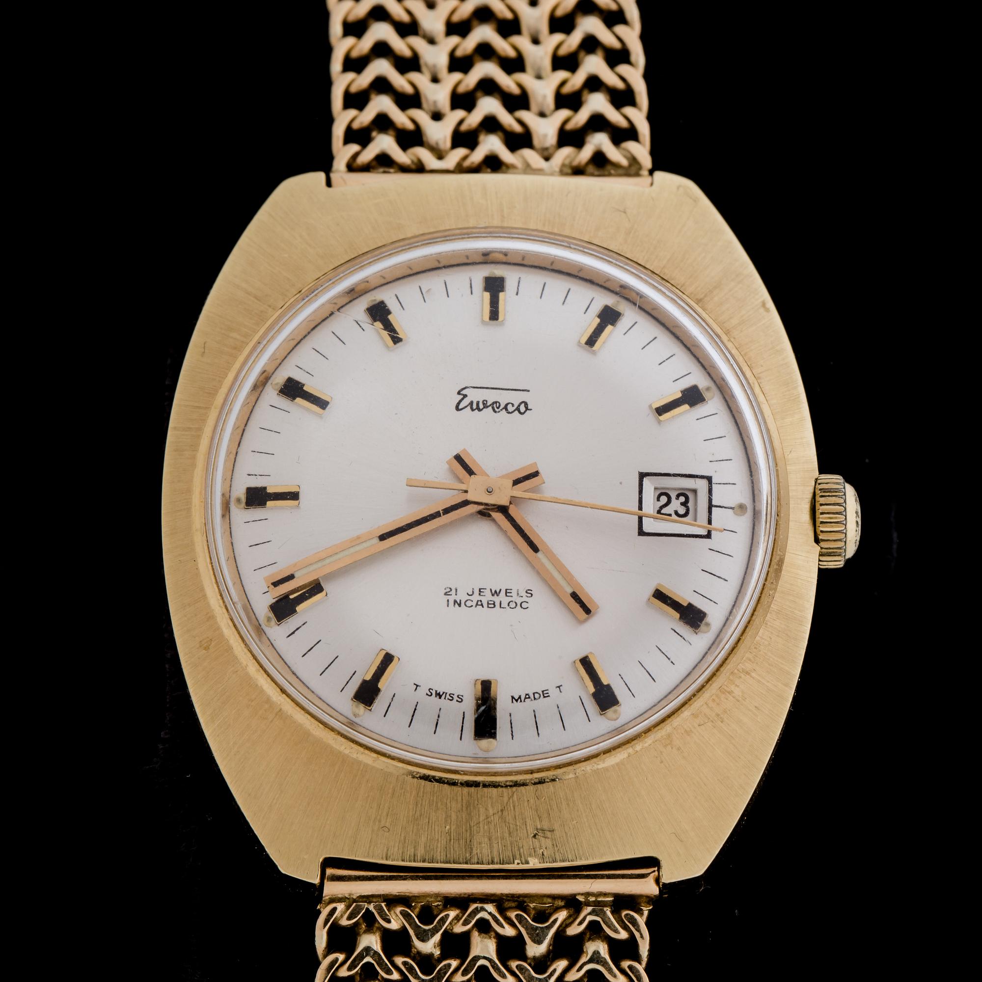 ARMBANDSUR, 18 k guld, Eweco, Swiss Made. Vikt ca 66 g.