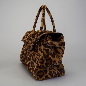 A Mulberry 'Bayswater' leopard imitation calf leather hand bag.