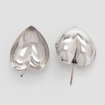 Tapio Wirkkala, skålar, 3 st, modeller TW 85 och TW 4, silver, Kultakeskus, Tavastehus 1963-64.